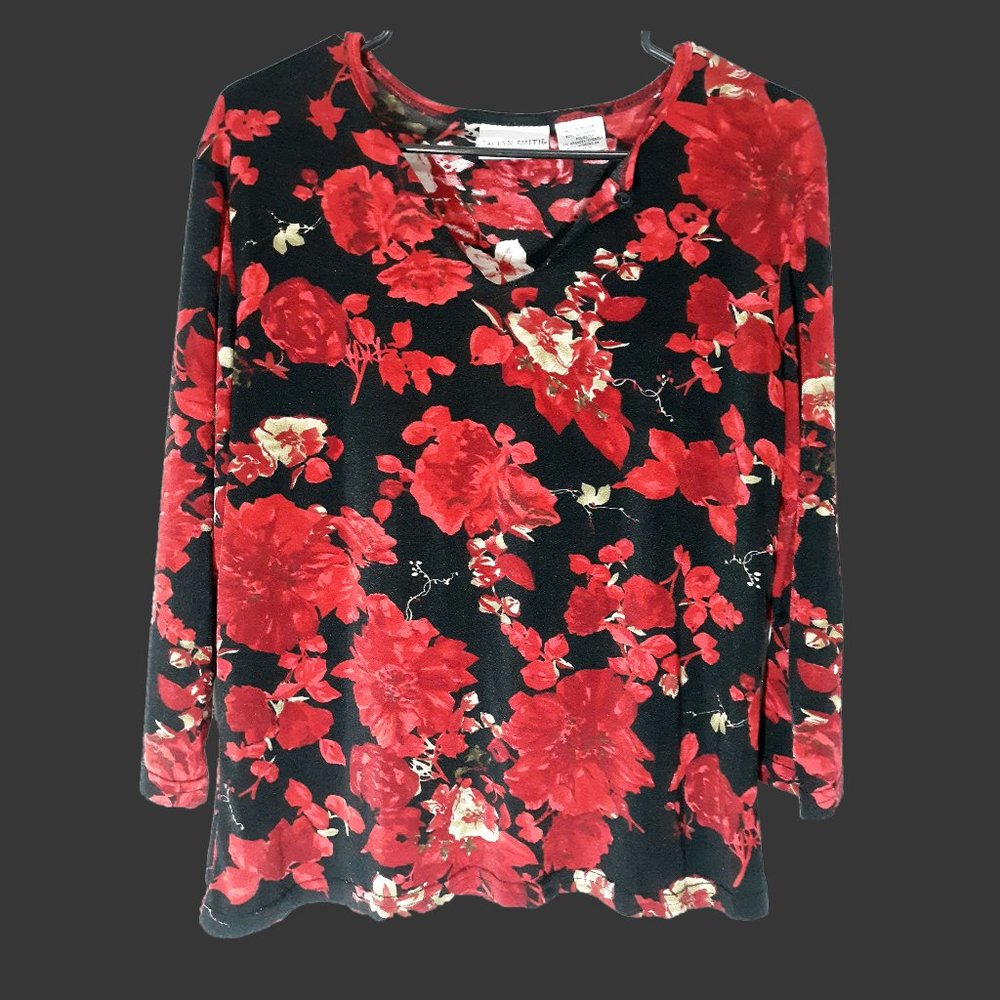 Elegant Stretchy Floral Tunic Top